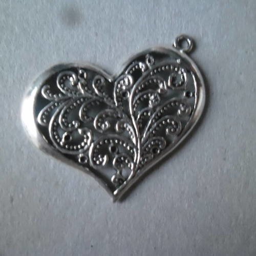 X 1 grand pendentif breloque coeur ciselé filigrane argent vieilli 3,7 x 2,9 cm 