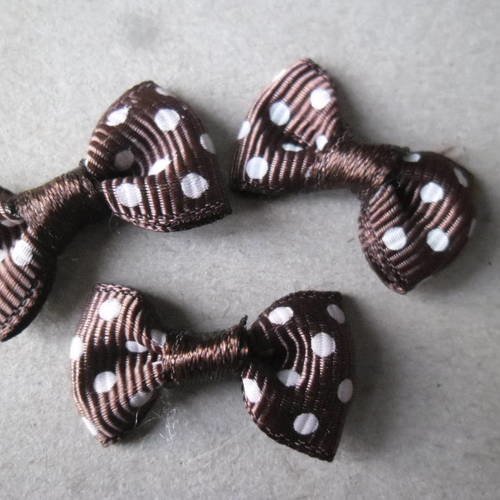 X 5 petits nœuds satin couleur chocolat à pois blanc 30 x  15 mm 