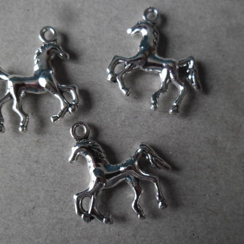 X 5 pendentifs en forme de cheval en métal argenté 22 x 22 mm 