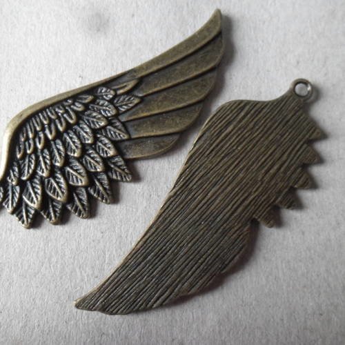 X 1 grand pendentif /breloque aile d'ange couleur bronze 5,8 x 2,2 cm 