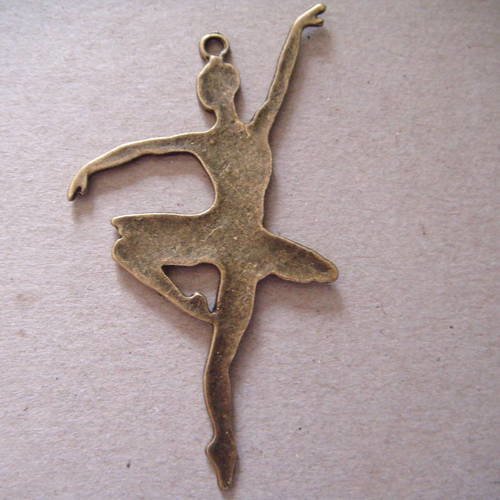 X 1 pendentif/breloque belle danseuse ballet bronze 6,6 x 3,5 cm 