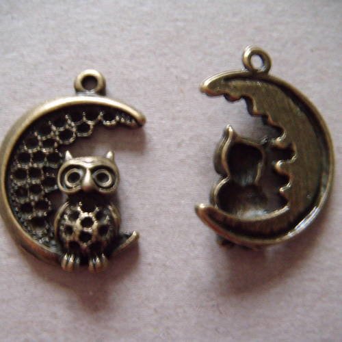 X 4 pendentifs charms lune et hibou bronze 28 x 21 mm 