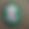 X 2 camées femme résine blanc fond vert ovale 29 x 39 cm 