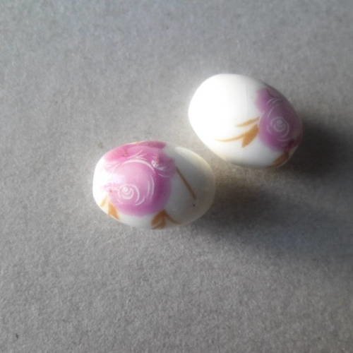 X 2 grosses perles céramique ovale à motif fleur de couleur rose  18 x 14 mm 