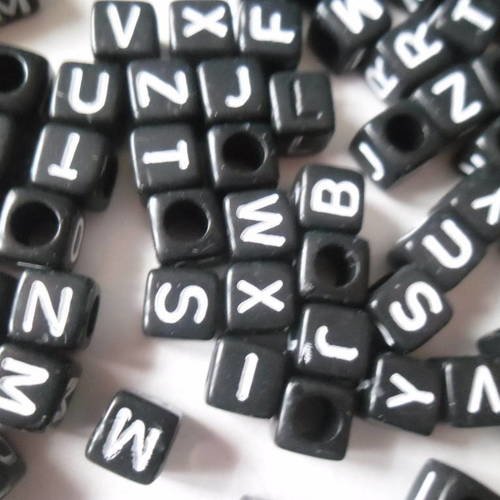 X 240  mixte lettres carré noir acrylique alphabet "a-z" 6 x 6 mm 