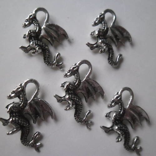 5 pendentifs charms dragon à ailes argenté 21 x 14 mm