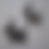 2 breloques pendentifs petit chien motif pois argenté 22 x 21 mm