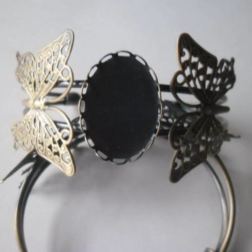 1 bracelet papillon et plateau ovale couleur bronze 20 cm