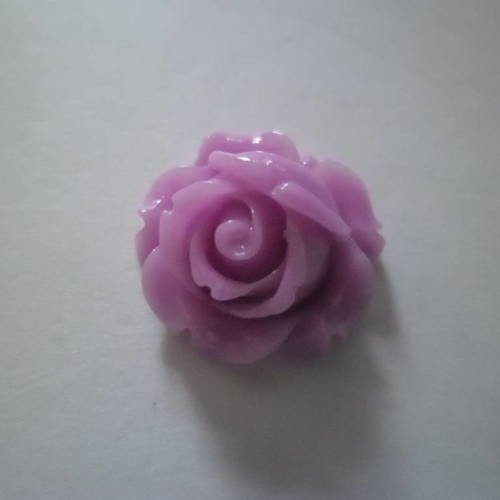X 2 cabochons/ camée fleur rose de couleur mauve en résine 15 x 15 x 8 mm 