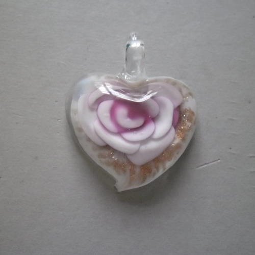 1 pendentif breloque coeur en verre une grande fleur rose 43 x 49 mm