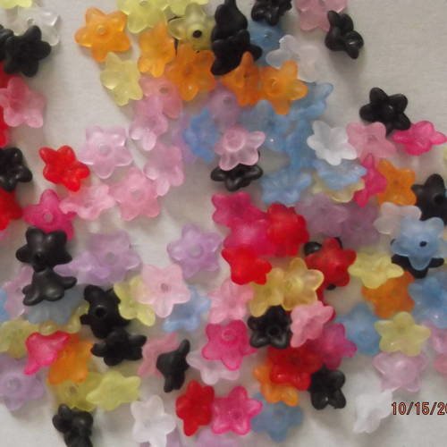 50 mixte perles fleur acrylique dépolie 10 x 4 mm 