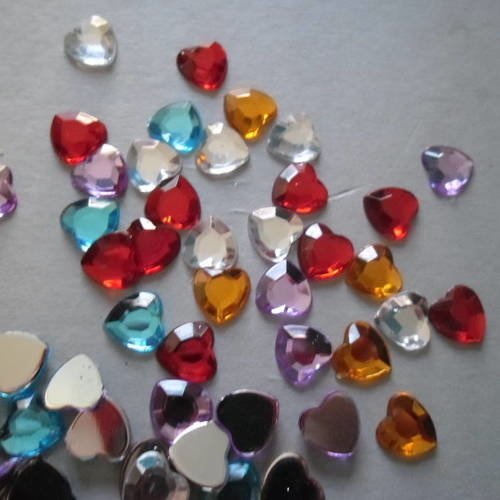 50 mixte strass coeur embellissement  acrylique à coller 8 mm 