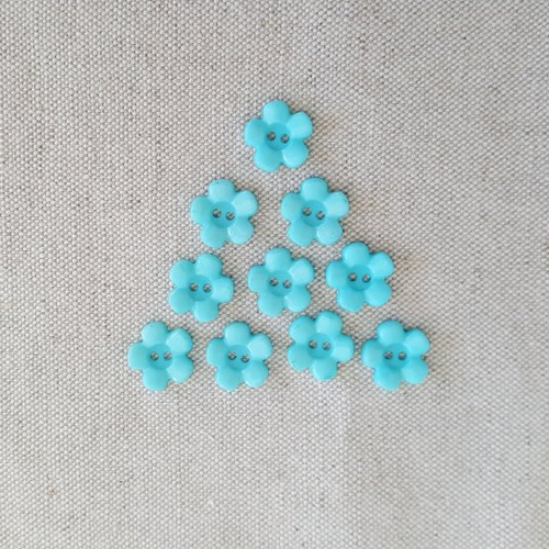Boutons fleurs turquoise 15mm + 2 offerts