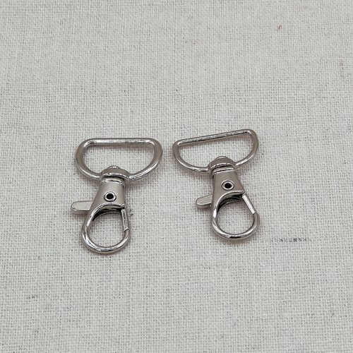 Mousqueton en métal pivotant 20 mm argenté. lot de deux