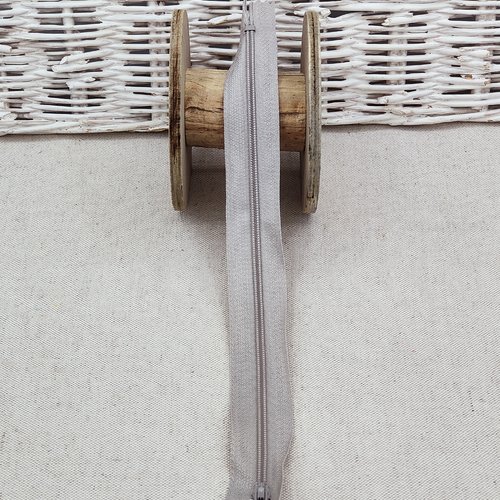Fermeture gris clair 25 cm