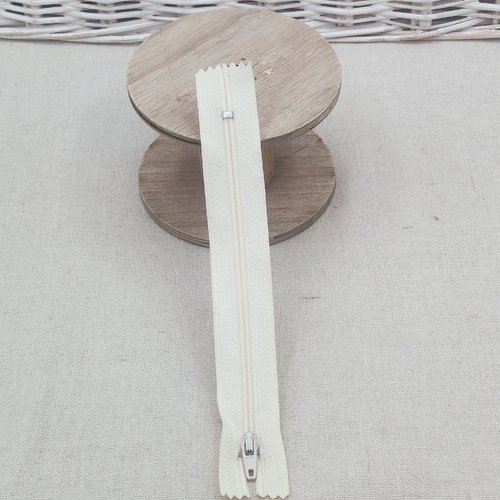 Fermeture ivoire 15 cm