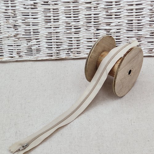 Fermeture beige clair 30 cm