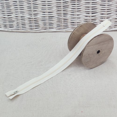 Fermeture ivoire 30 cm