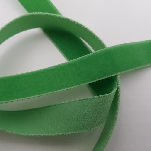 Ruban velours - vert laitue - largeur de 9 à 22 mm (ve-786)