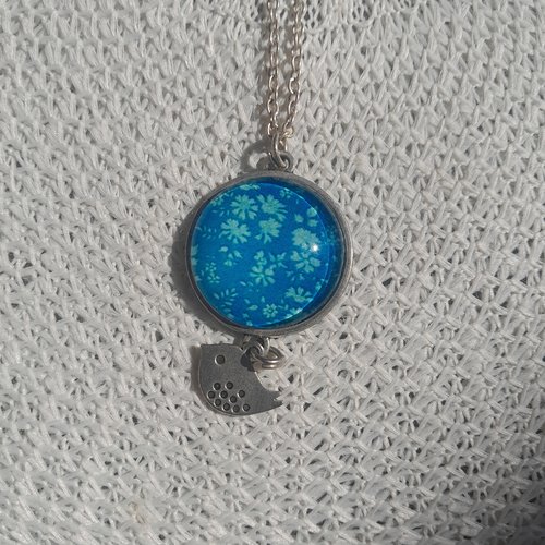 Collier sautoir pendentif cabochon liberty bleu