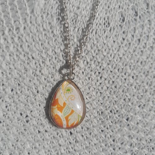 Collier cabochon goutte orange