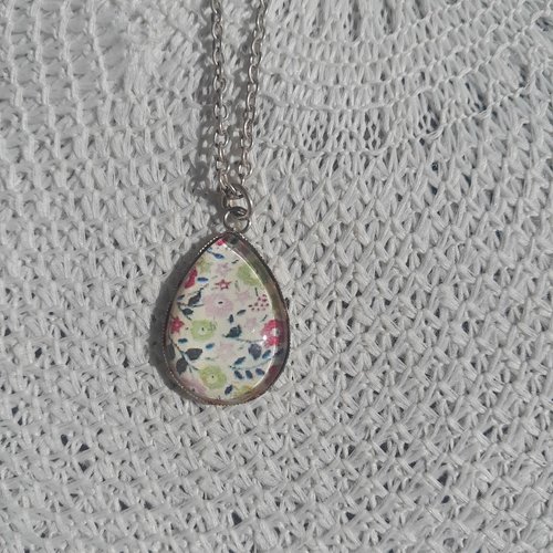 Collier sautoir cabocjon multicolore liberty