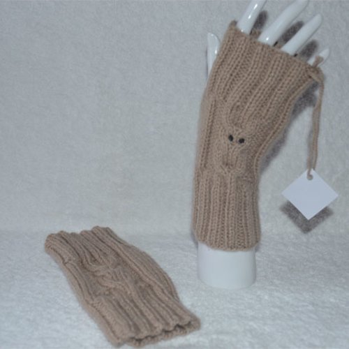 Jolies mitaines "hibou" beiges foncés neuves en lainage pour femme