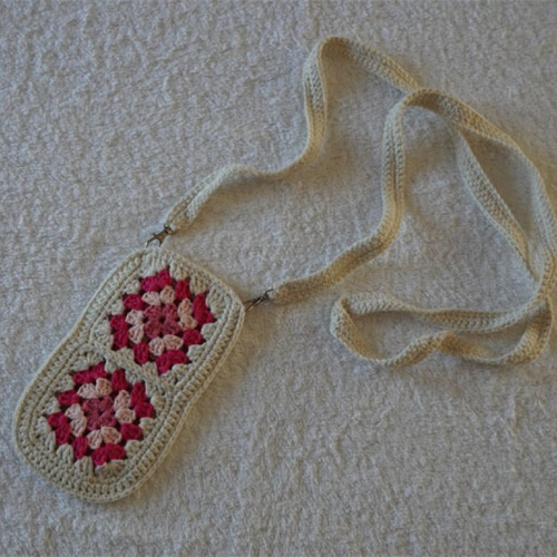Pochette granny écru/rose neuve pour téléphone ou autres objets