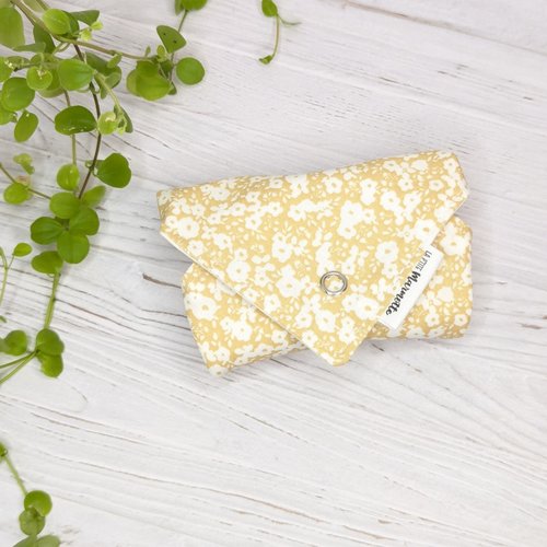 Pochette wrap imperméable pour transporter son savon ou shampooing solide