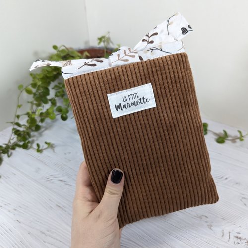 Housse de transport et de protection pour livre format poche