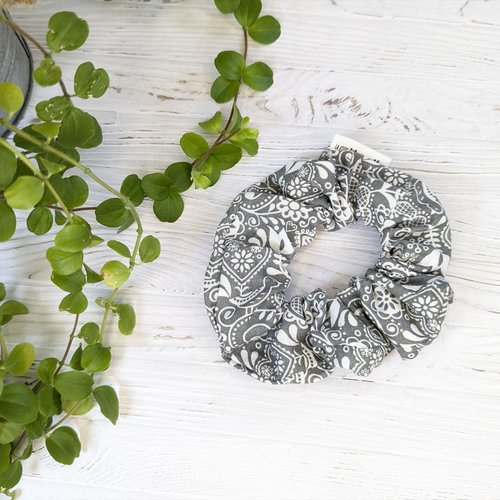 Scrunchie, chouchou, élastique à cheveux en tissu