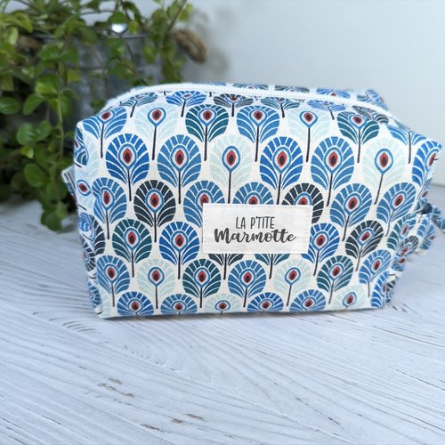 Trousse léontine, trousse à maquillage ou de toilette