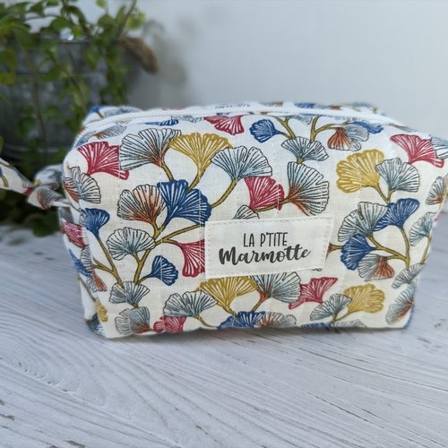 Trousse léontine, trousse à maquillage ou de toilette