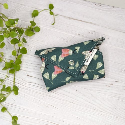 Pochette wrap imperméable pour transporter son savon ou shampooing solide