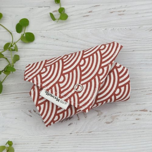Pochette wrap imperméable pour transporter son savon ou shampooing solide