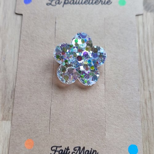 Broche pailletée en résine - fait main