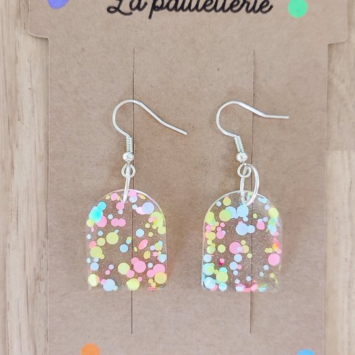 Boucles d'oreilles pampilles en résine - fait main
