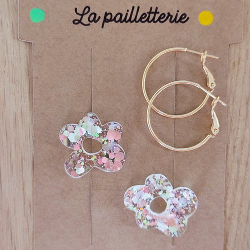 Boucles d'oreilles pampilles fleurs pailletées en résine - fait main