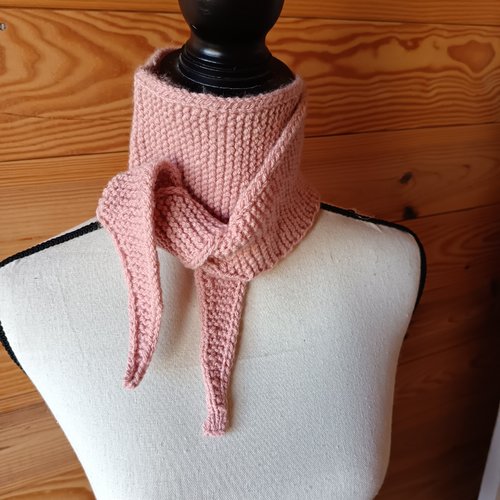 Mini écharpe rose clair fait main