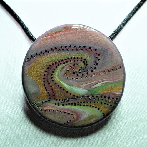 Collier formation d'une tornade