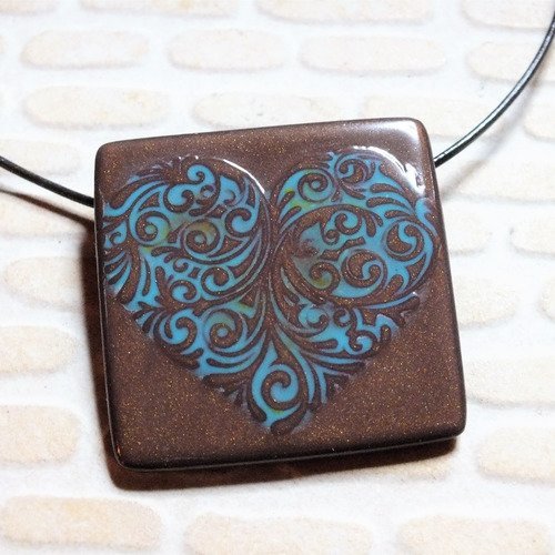 Collier coeur romantique bleu