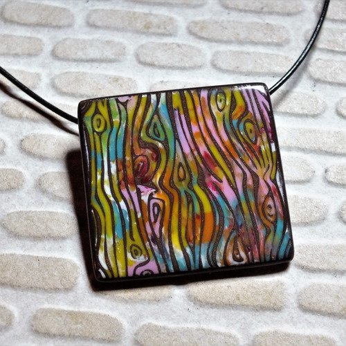 Collier palissade multicolore