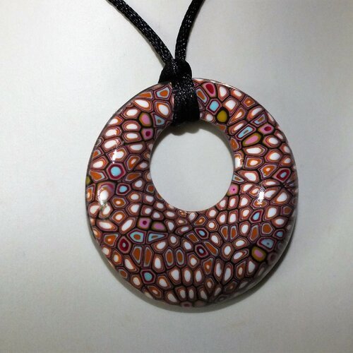 Collier en forme de donut