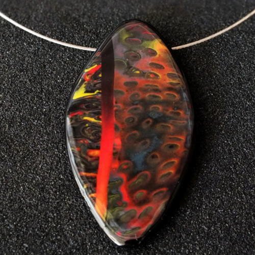 Collier très chaud... lave en fusion n°1 