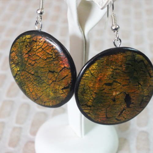 Boucles d'oreilles rondes aux éclats d'or 