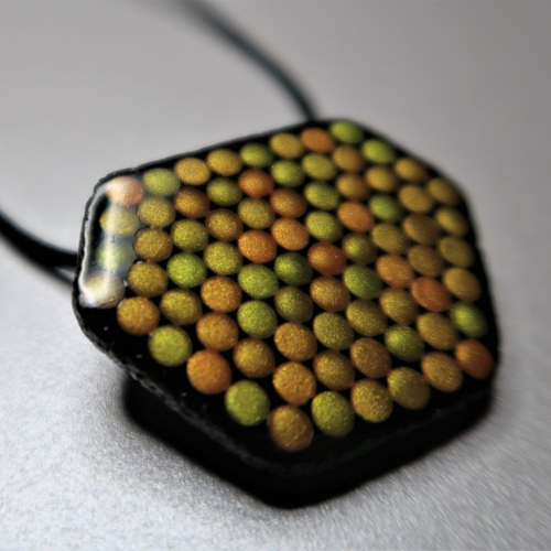 Collier multi-points métallisés