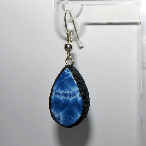 Boucles d'oreilles goutte bleue