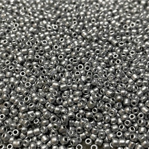 225 g. 2 mm, perles de rocaille, argenté mat.