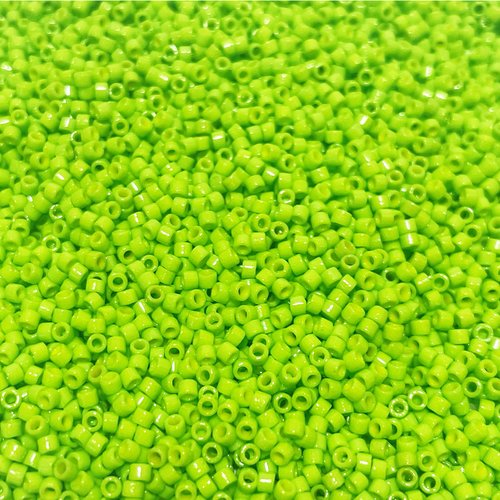 Nouveau 5 g. perles miyuki delica 11/0, vert kiwi 2121