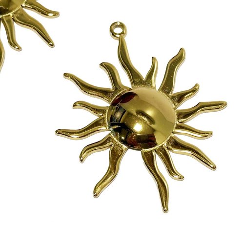 45 *37 mm. pendentif soleil acier inoxydable 304. plaqué or 18 k
